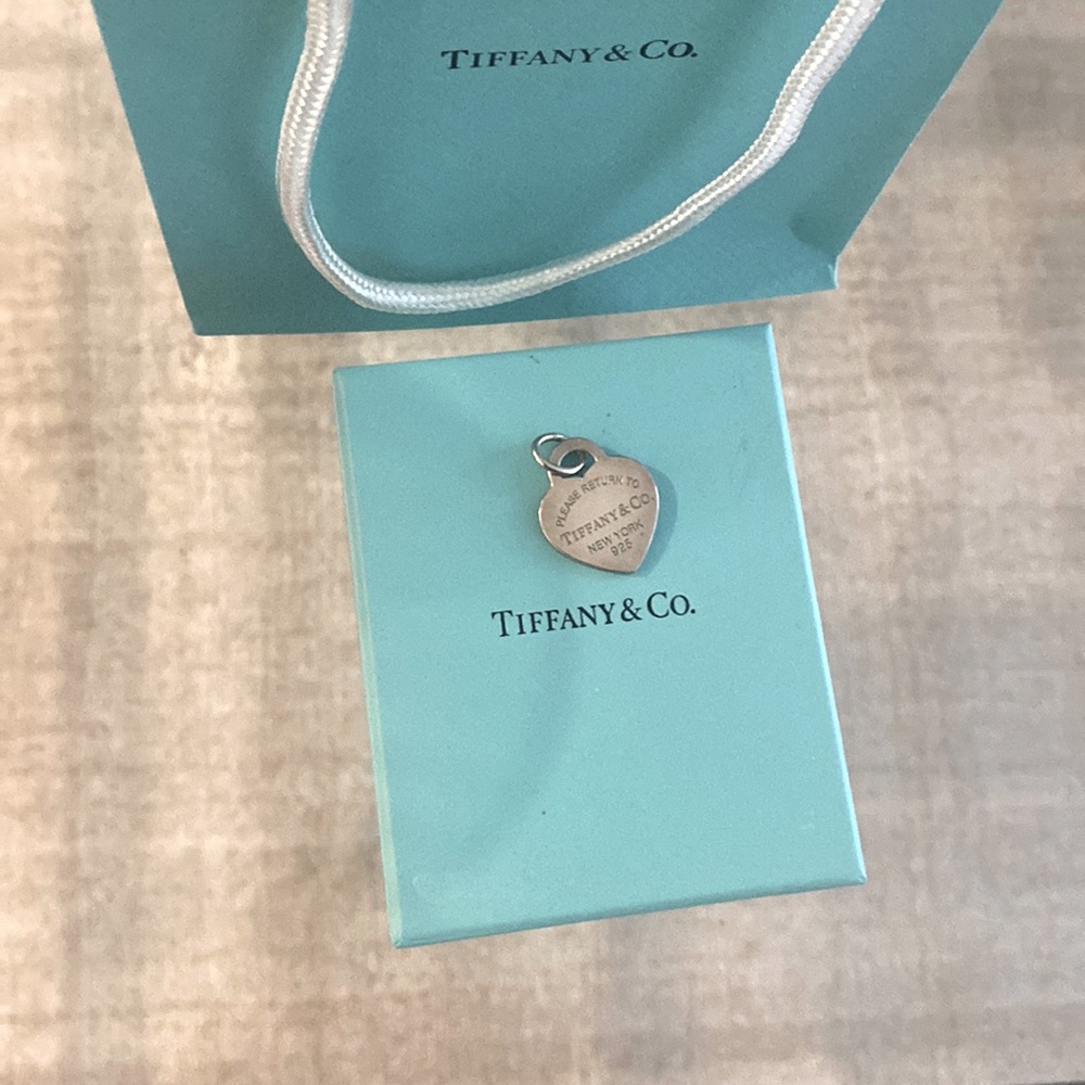 Large Return to Tiffany & Company Charm.